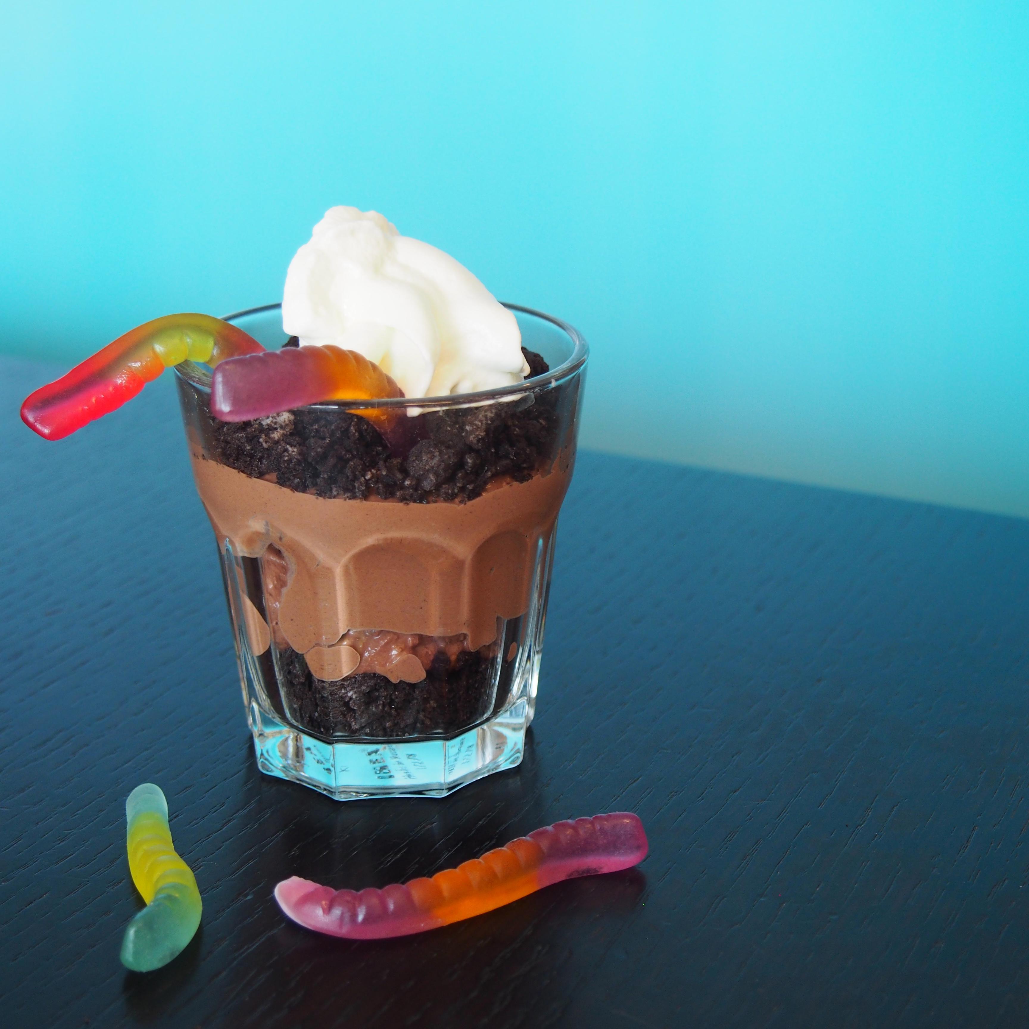 Un dessert américain "Dirt Pudding Cups"