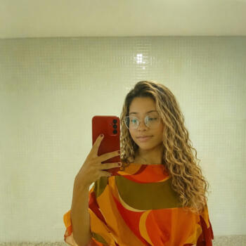 Babysitter Caucaia: Mariana