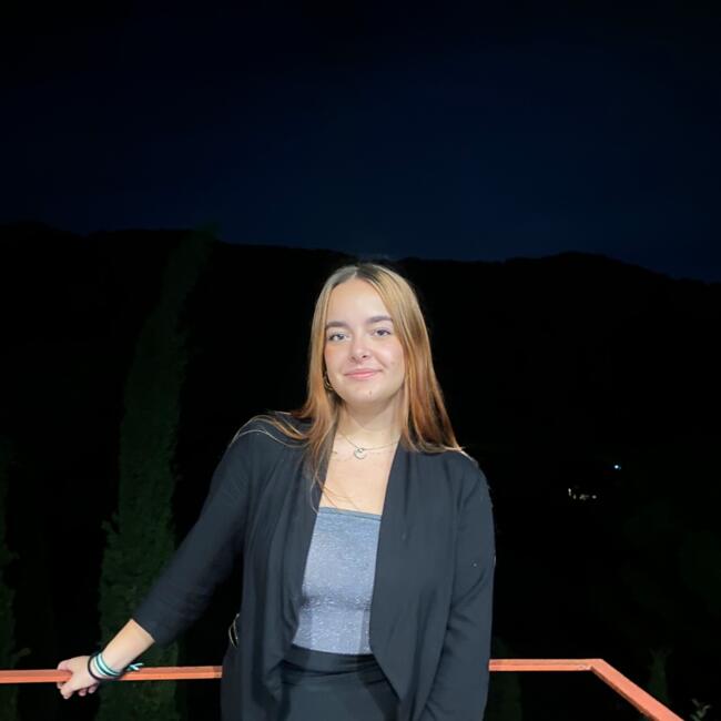 Canguro en El Masnou: Júlia