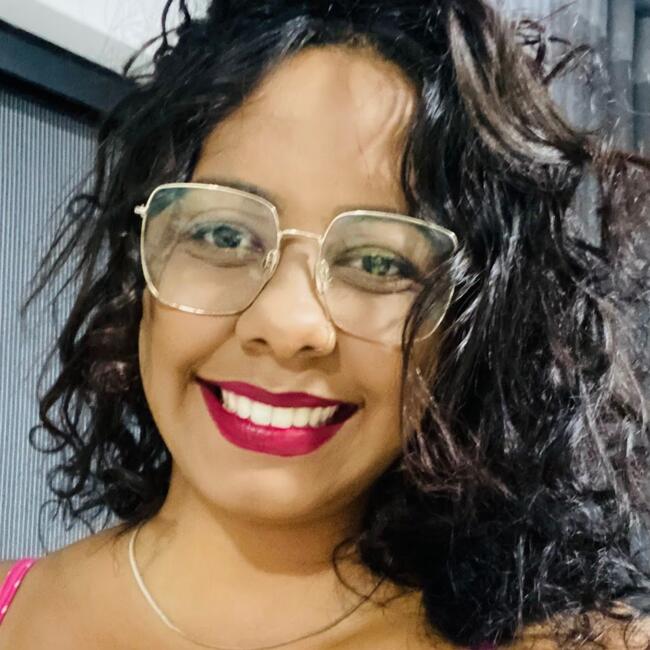 Babysitting job in Três Corações: Sthefanie