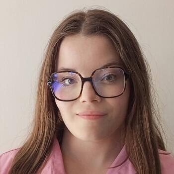 Babysitter in L'Huisserie: Maylis