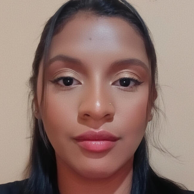 Babá em Brasília: Aiane
