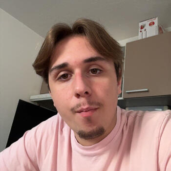 Babysitter Fréjus: Enzo