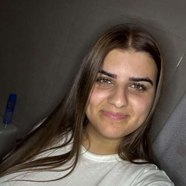 Babysitter in Hamburg: Adriana