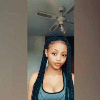 Babysitter in Kingsborough: Nokukhanya