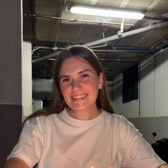 Babysitter in Logroño: CLAUDIA