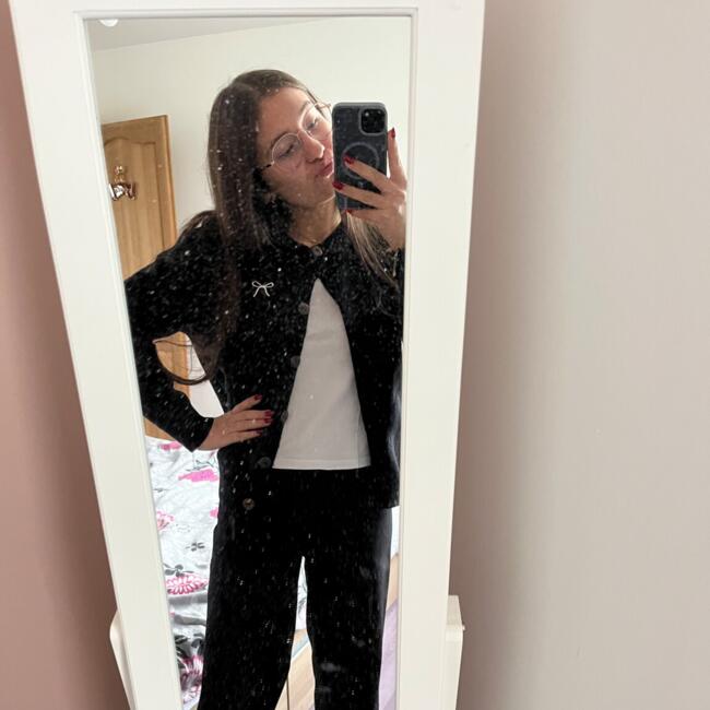 Babysitter in Saint-Aubin (Lot-et-Garonne): Coralie