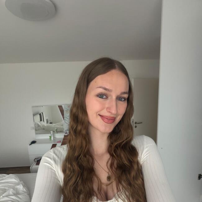 Babysitter in Schlieren: Suela