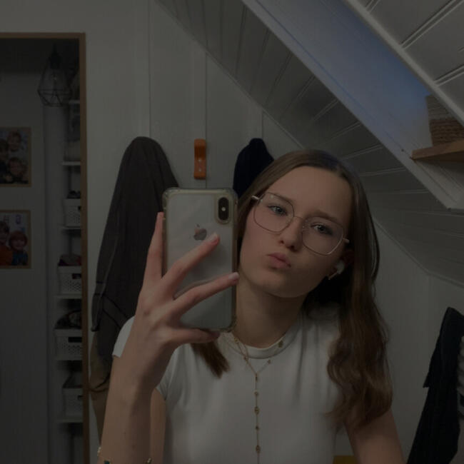 Babysitter in Angers: Emmy