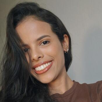 Babysitter in Petrolina: Luana
