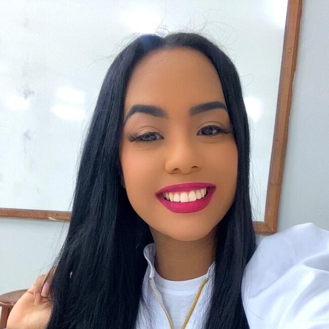 Babá em Manaus: Kleyfani