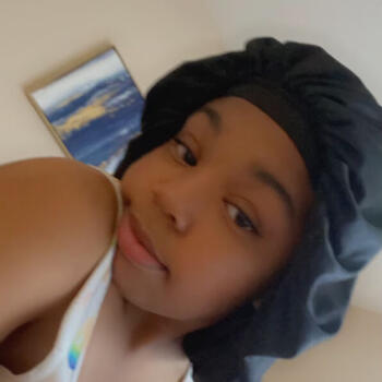 Babysitter in Lithonia: Lyric