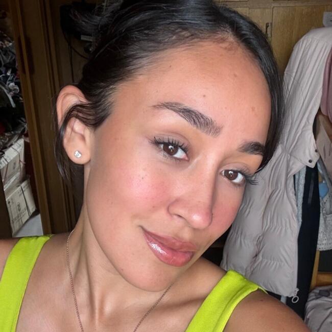 Babysitter in Cinco Saltos: Sasha