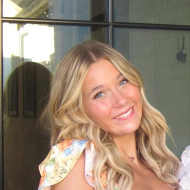 Babysitter in Claremont (California): Taylor