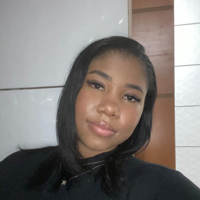 Babysitter in Vila Velha: Rayna