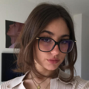 Baby-sitter in Nice: Inès
