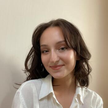 Baby-sitter in Vénissieux: Justine