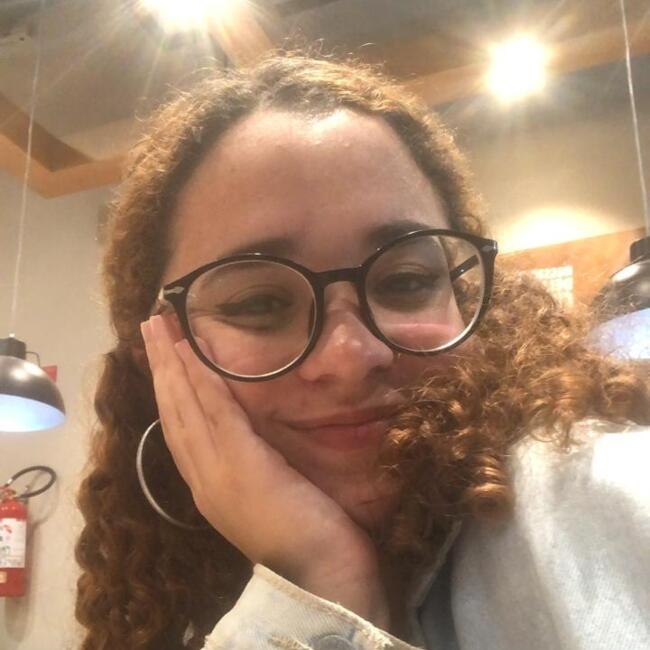 Babysitter in Campinas: Giovanna