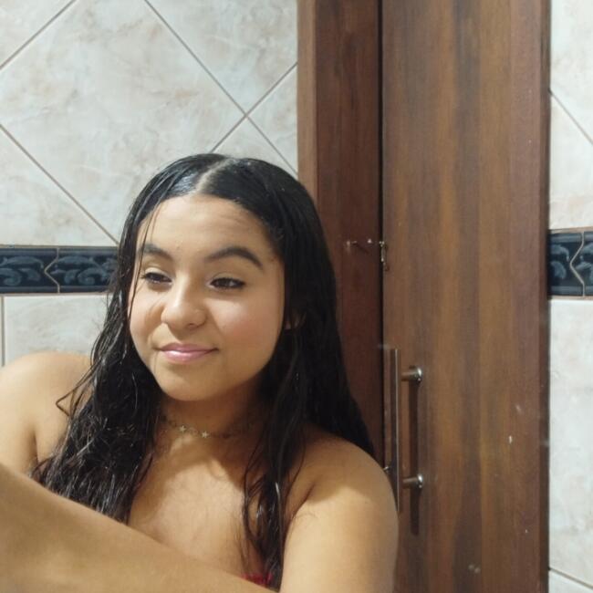 Babá em Balneário Rincão: Thauany