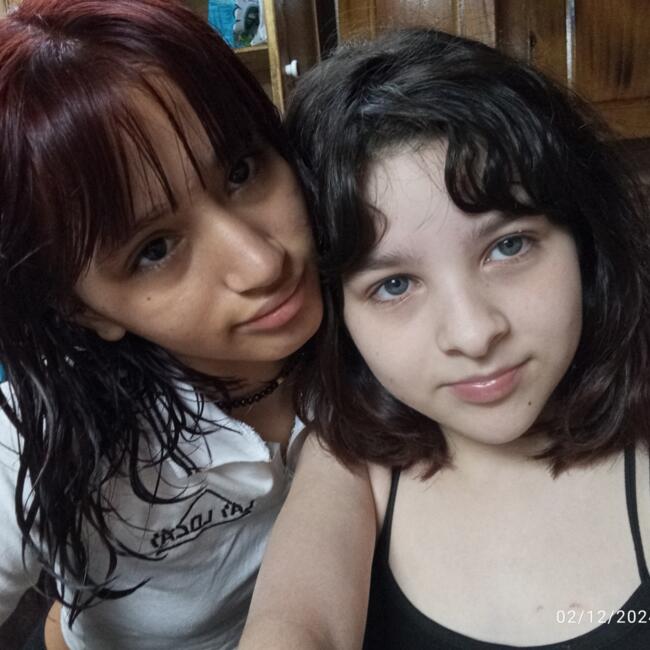 Niñera en Sarmiento: Bianca y ariana