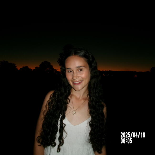 Babysitter in Brisbane: Laura