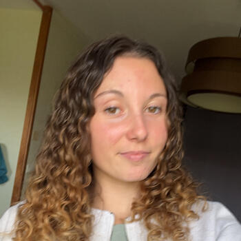 Babysitter Nieuil-l'Espoir: Manon