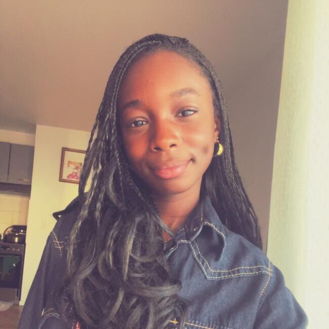 Babysitter in Nantes: Helena