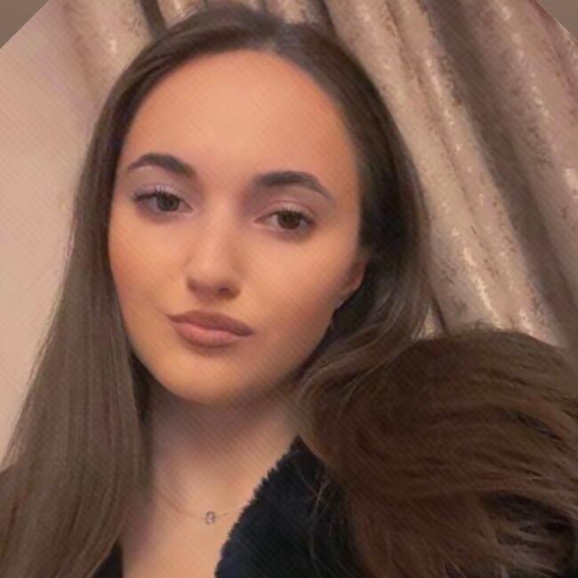 Babysitter in Bucharest: Mihaela