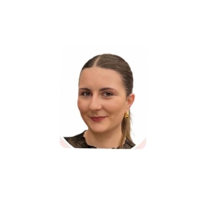 Babysitter in Granada: Patricia