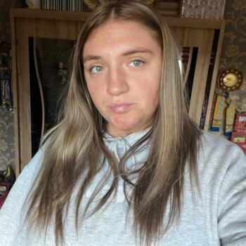 Babysitter in Edinburgh: Danielle