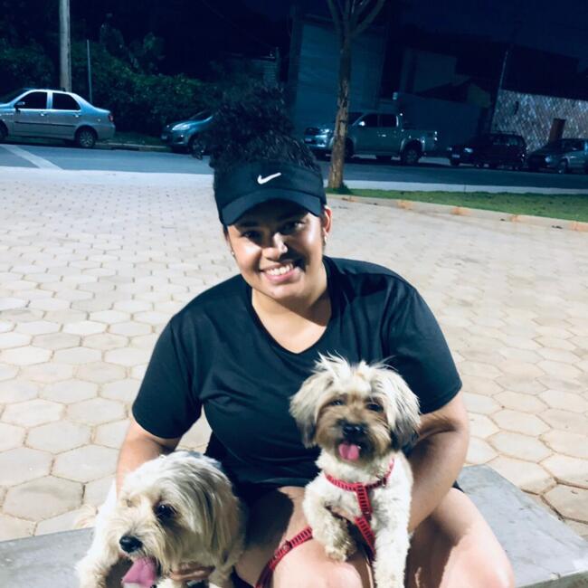 Babysitter in Betim: Kathellyn