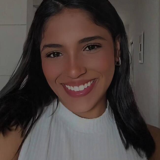 Babysitter in Sorocaba: Ana Carolina