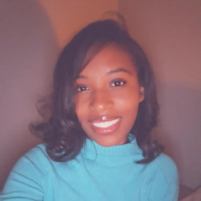 Babysitter in Columbus: Riri