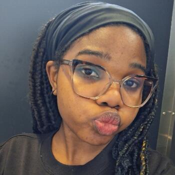 Baby-sitter Longueuil: Glory