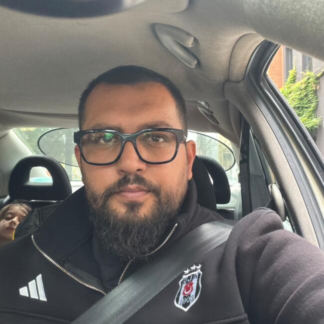 Babysitter Job in Gent: Yuray