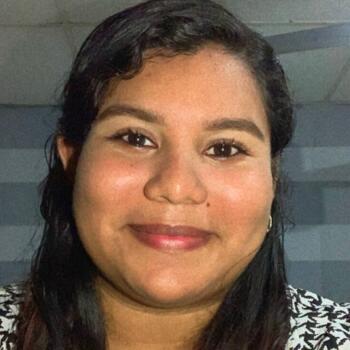 Babysitter in Panama City: Nicole