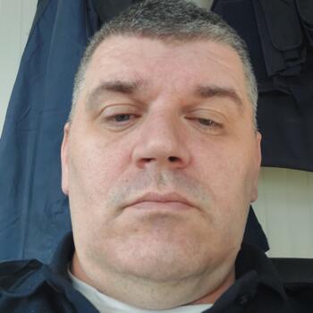 Babysitting job in Kragujevac: babysitting job Milos