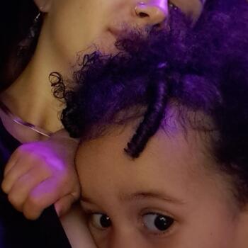 Babysitting job in Richmond: babysitting job Lor'Eena