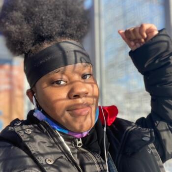 Babysitter in Saint Paul: Kiki