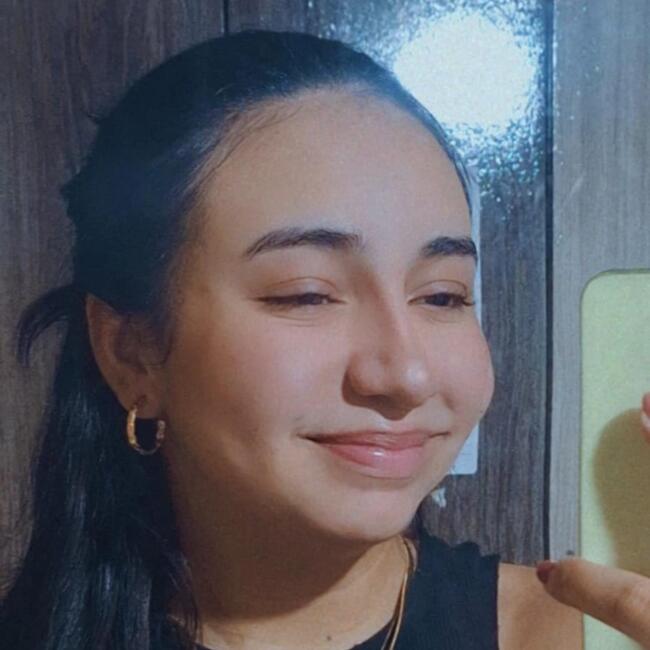 Babysitter in Porto Alegre: Pyetra