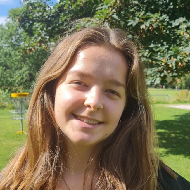 Oppas in Enschede: Anne