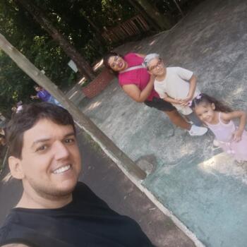 Babysitting job in Ibitinga: babysitting job Larissa