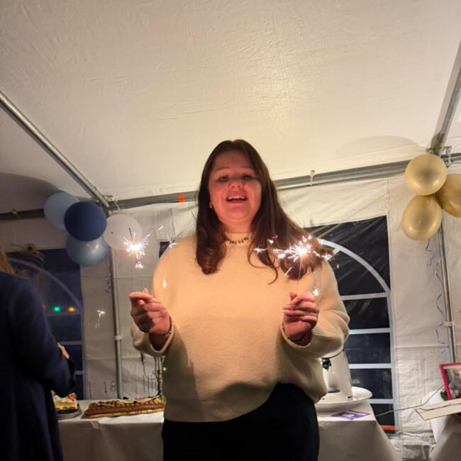 Babysitter in Vierville-sur-Mer: Lola