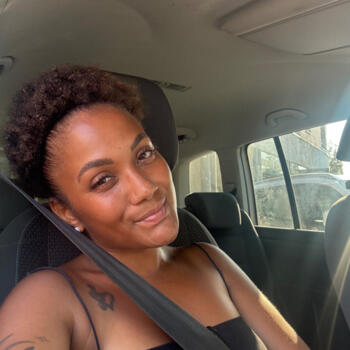 Babysitter in Toulouse: Nadine