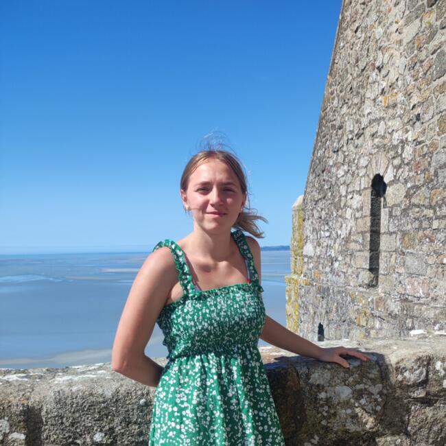 Babysitter in Vannes: Stacy