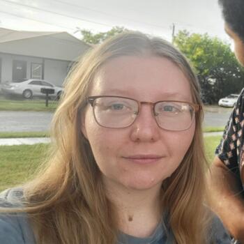 Babysitter in Copperas Cove: Kate