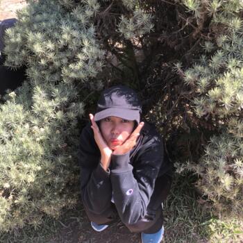 Babysitter in Tangerang: Putri