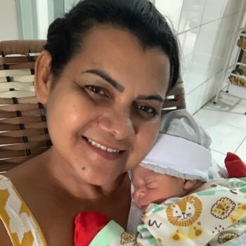 Babysitter in Paulista: Edna