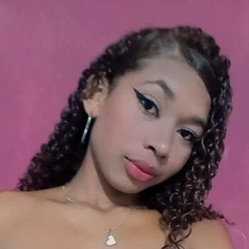 Babysitter in Anápolis: Juliana