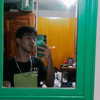 Trabajo para niñera en Quito: trabajo de niñera Jonathan